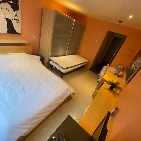 Residence La Fraisiere Anderlecht Екстериор снимка