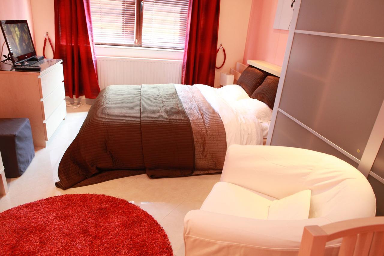 Residence La Fraisiere Anderlecht Екстериор снимка