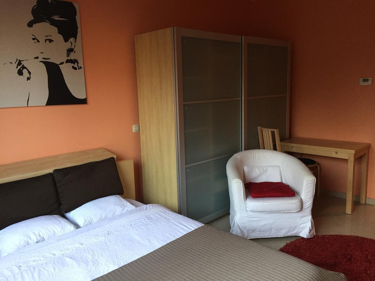Residence La Fraisiere Anderlecht Екстериор снимка